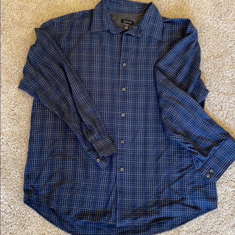 Van-Heusen Men’s dress shirt